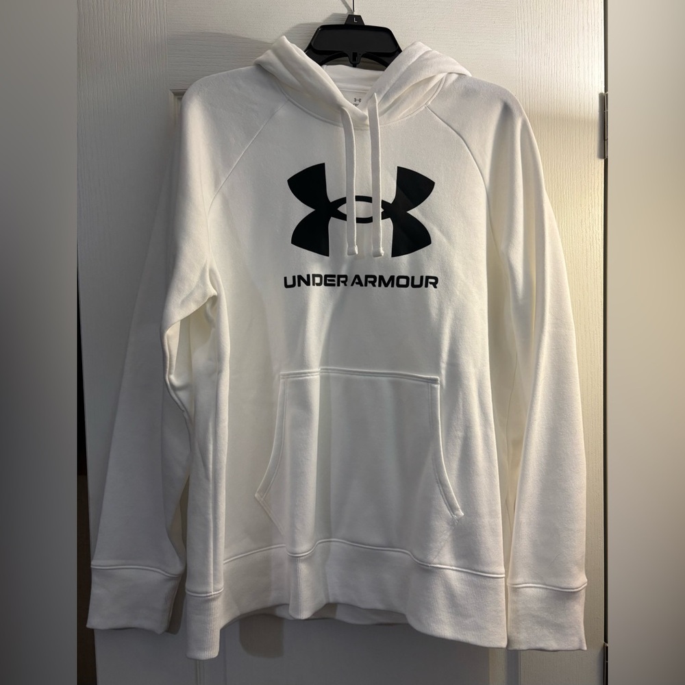 Women’s Under Armour Sweatshirt Hoodie, NWOT, XL